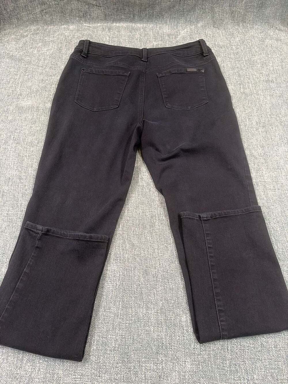 Chico's So Slimming Girlfriend Straight Leg Jeans, Black, Size 0.5 (US 6R) - Picture 7 of 8